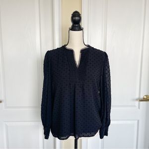 Cece NWT Medium Black Poka Dot Texture Layered Ruffled V-Neck Blouse Button Cuff
